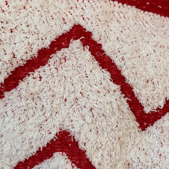 Rachel Ashwell The Farmhouse Decorative Throw Blanket 50x60" Chevron Fringe - Picture 14 of 16